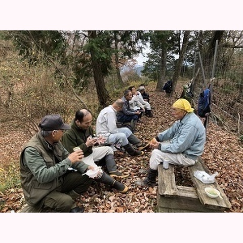 「多可町奥中活動地」でのささやかなノンアルコールビールでの乾杯