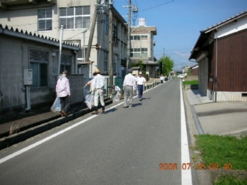 空き缶・ゴミ収集