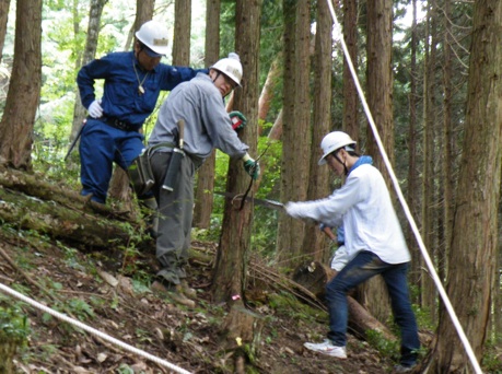 第4期「森林ボランティア青年リーダー養成講座 in関西」