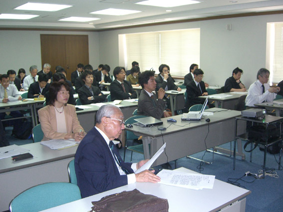 アマモ勉強会～アマモを増やしたい:地域・市民・行政の取り組み